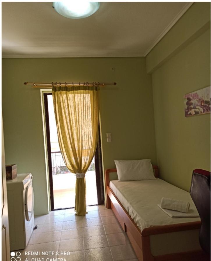 Appartement Ομορφο Διαμέρισμα Κοντά Στο Σταθμό Δουκίσσης Πλακεντίας à Athènes Extérieur photo